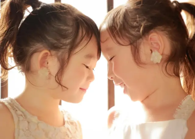 双子ちゃんの様な姉妹ちゃん。ふたりでいれば大丈夫😌

#lifestudio  #ライフスタジオ #ライフスタジオ国分寺 #photoshoot #kidsportraits #280616 #子供写真館 #子供写真スタジオ　#フォトスタジオ　#キッズフォトスタジオ #記念写真　#フォトスタジオ　#おしゃれフォトスタジオ　#姉妹