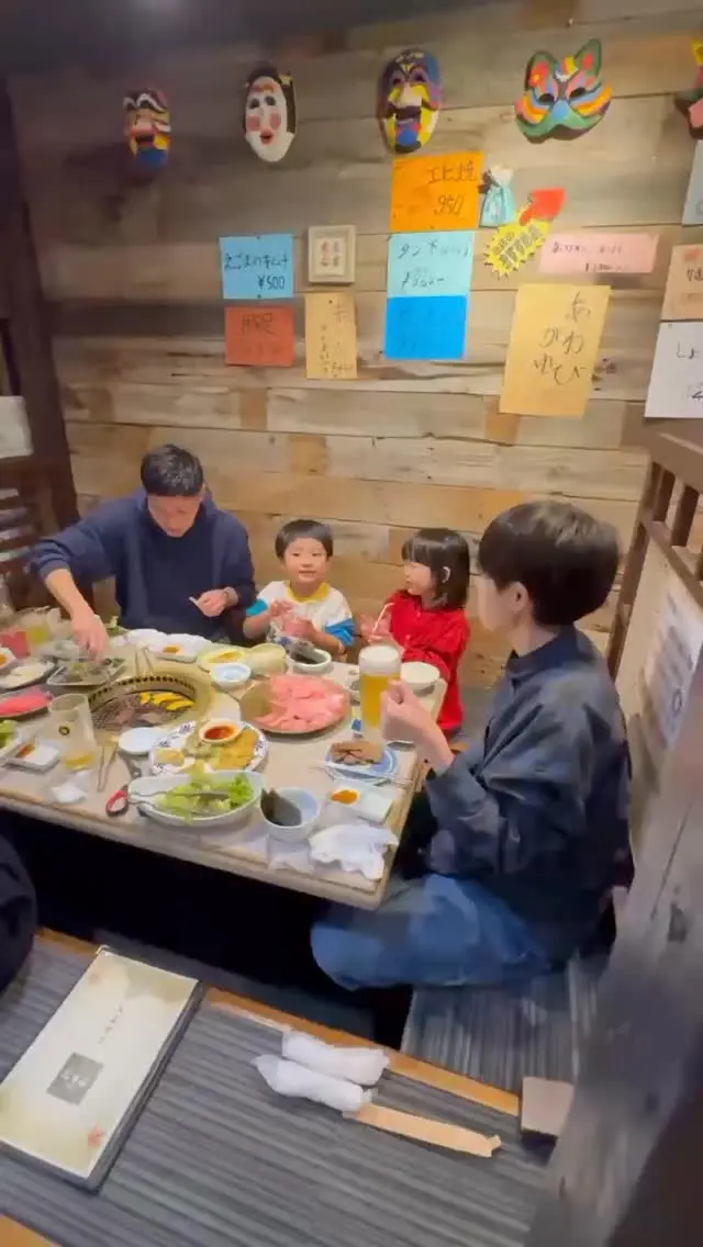 今年もみなさまありがとうございました！
2025年に撮影させていただいたご家族様、1358組でした！
これだけの方達に出会ったと思うと、感慨深いです。
沢山大声だして、沢山笑って、そんな一年でした😊

スタッフも忘年会を行なって年忘れ！来年もよろしくお願いします！皆さんも良いお年をお迎えください🎍

#ライフスタジオ国分寺 #ライフスタジオ #lifestudio #lifestudiokokubunji #忘年会