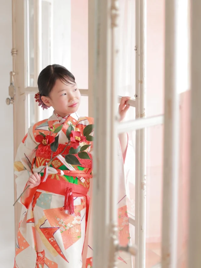 上品にスタジオの着物を着こなしてくれました✨日本ならではの美を感じます

#ライフスタジオ #ライフスタジオ国分寺 #写真スタジオ #七五三　#七五三前撮り 226756