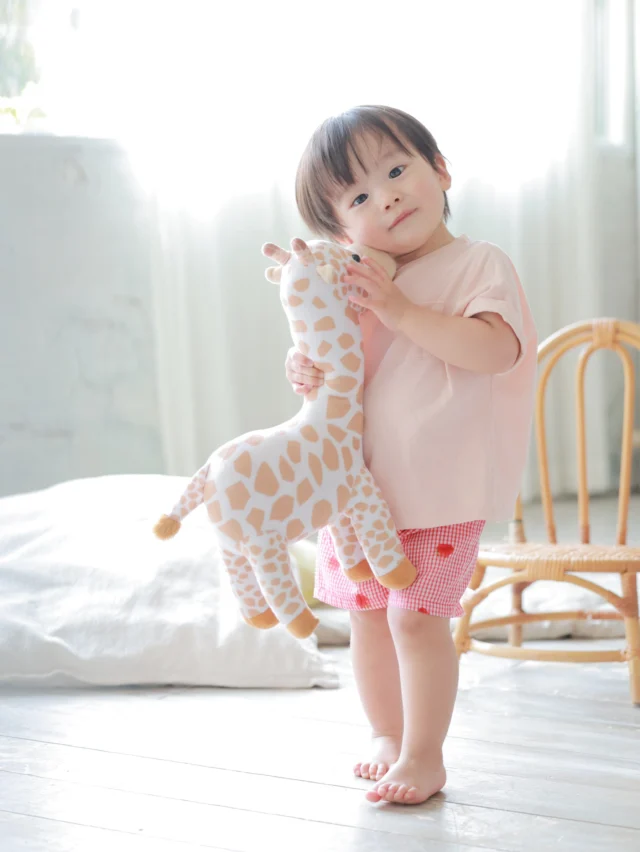 2才の可愛さがギュッと詰まってました。この赤ちゃんがまだ抜けきっていないフォルム…クーっ、、可愛すぎます。

#ライフスタジオ　#記念撮影　#フォトスタジオ #誕生日記念 #子ども写真スタジオ 318141